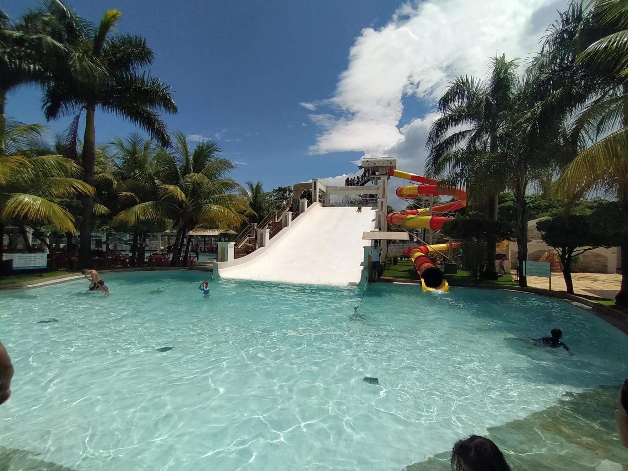Lacqua Diroma, Mais Parque Acquatico Com Piscina De Ondas Caldas Novas Dış mekan fotoğraf