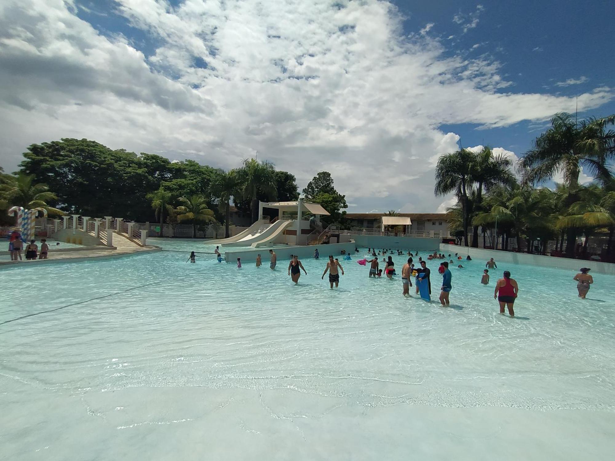 Lacqua Diroma, Mais Parque Acquatico Com Piscina De Ondas Caldas Novas Dış mekan fotoğraf